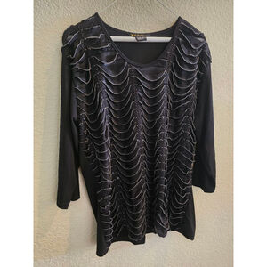 Valentina Black Long Sleeve Tee